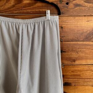 Lightweight PinStripe Pants size 14